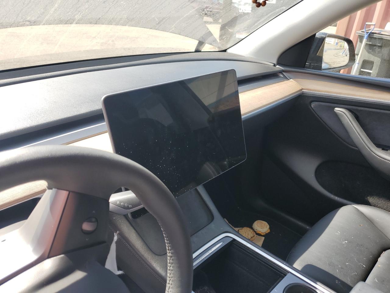 2024 Tesla Model Y VIN: 7SAYGDEE0RA225592 Lot: 71990285