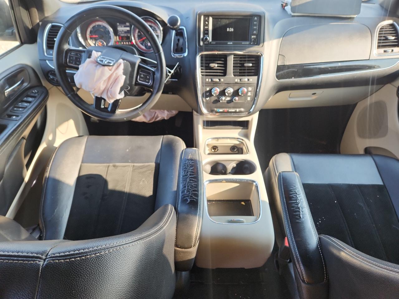 2017 Dodge Grand Caravan Sxt VIN: 2C4RDGCG4HR696165 Lot: 81051195