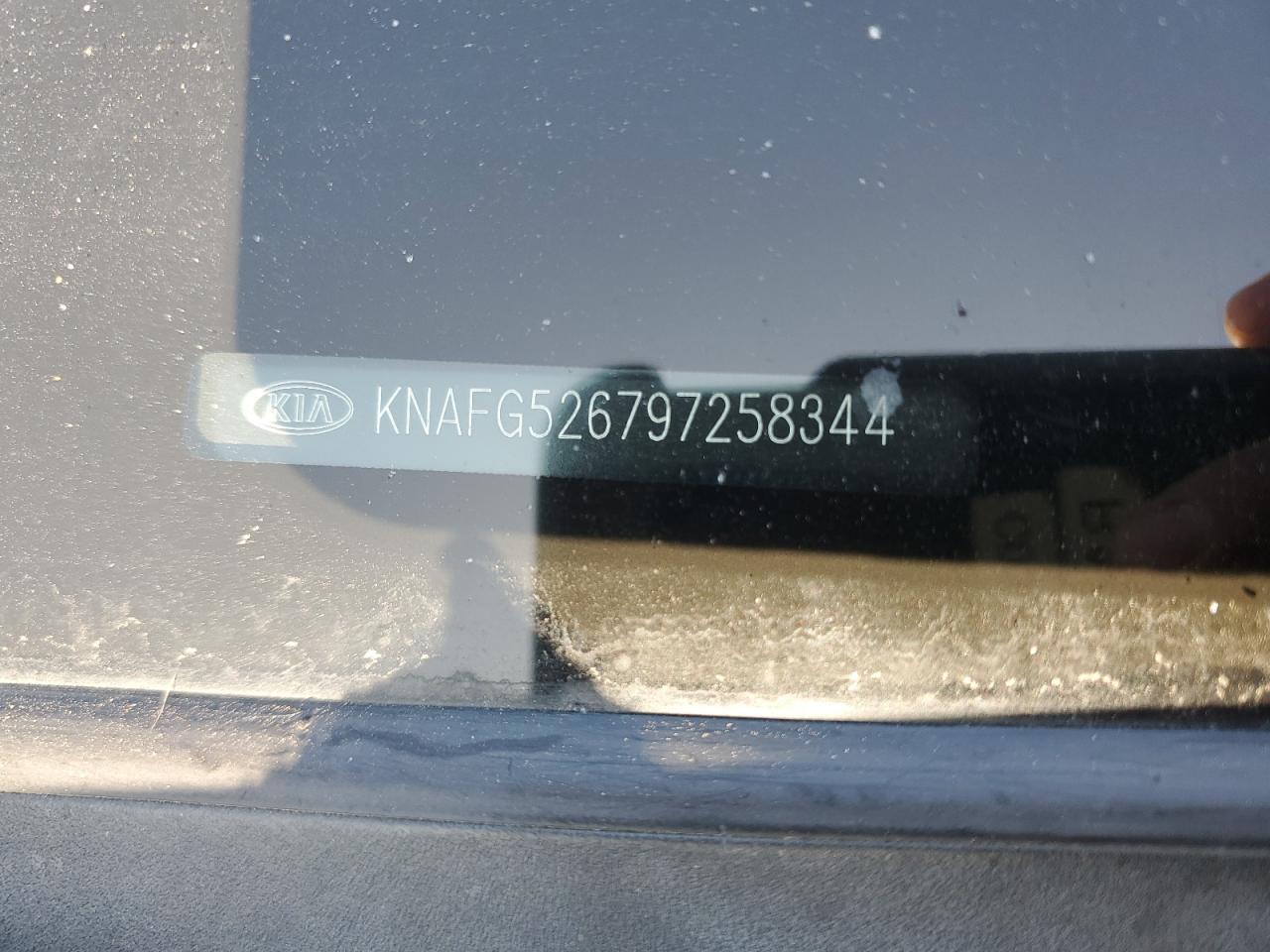 2009 Kia Rondo Lx VIN: KNAFG526797258344 Lot: 70019195