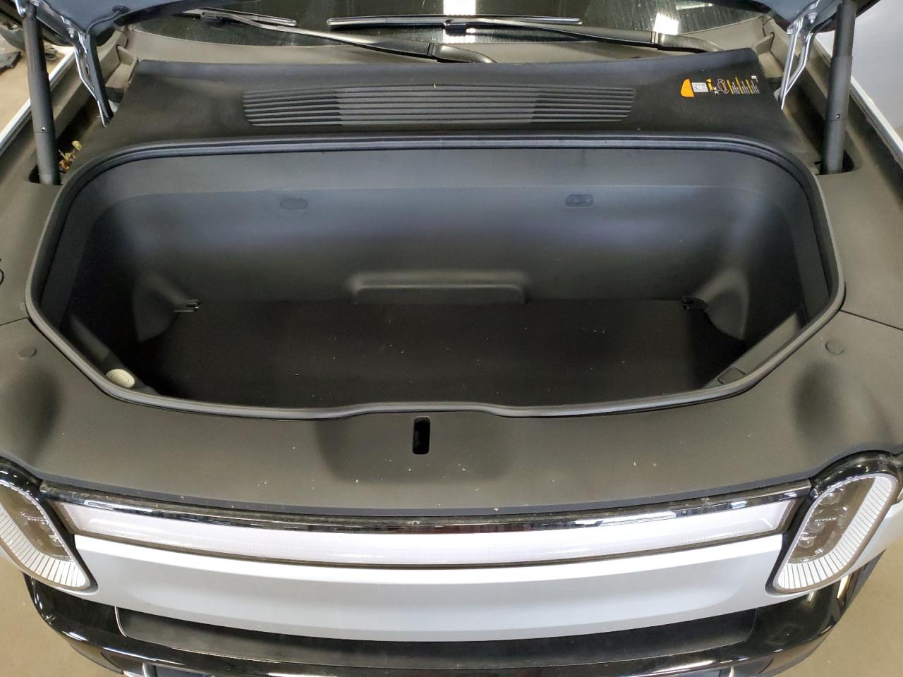 2023 Rivian R1T Adventure VIN: 7FCTGAAA6PN019438 Lot: 70206285