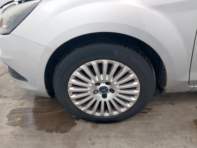 2010 FORD FOCUS TITANIUM 