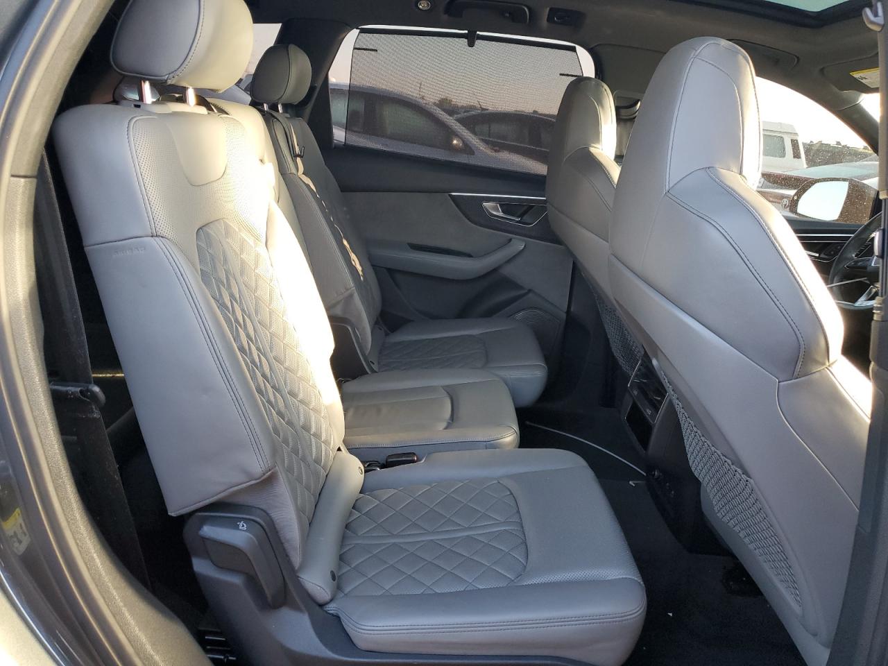 2022 Audi Sq7 Prestige VIN: WA1VWBF74ND001019 Lot: 70903115