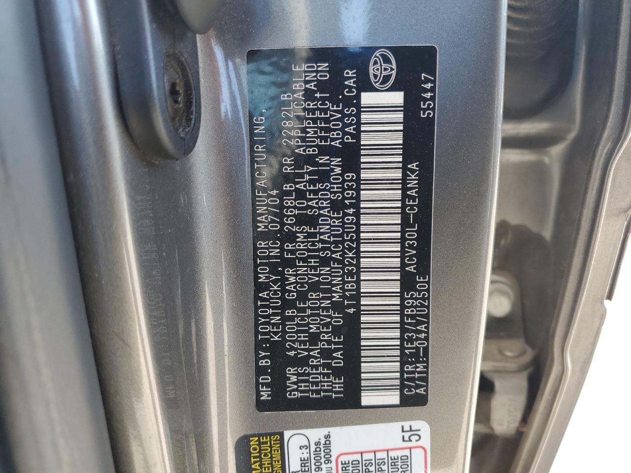 2005 Toyota Camry Le VIN: 4T1BE32K25U941939 Lot: 81940435