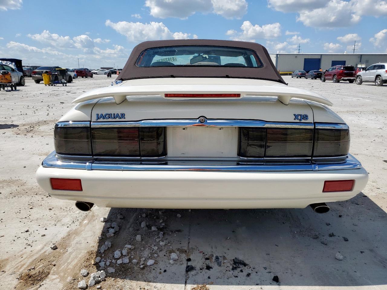 1995 Jaguar Xjs 2+2 VIN: SAJNX2743SC197920 Lot: 81832075