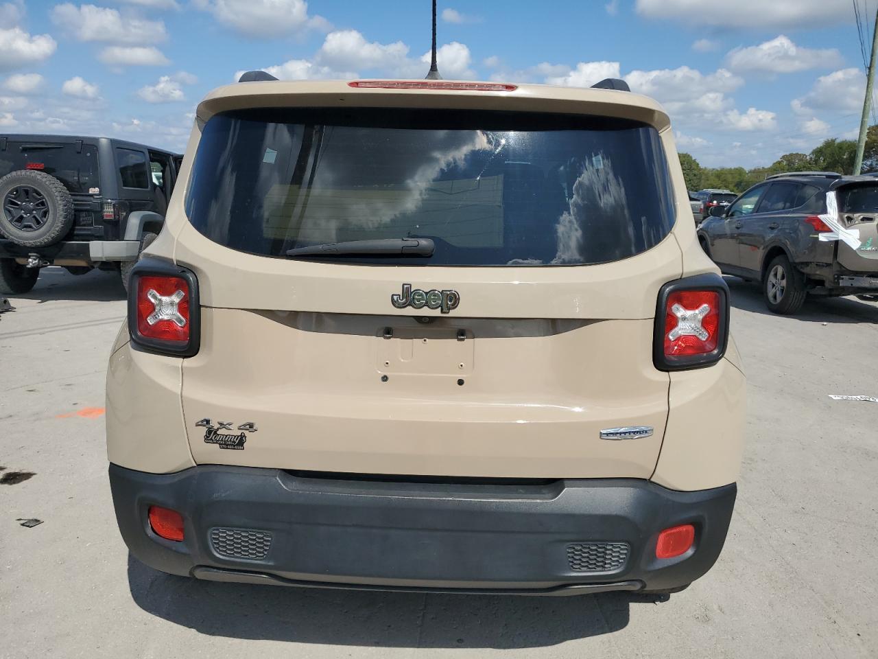 2015 Jeep Renegade Latitude VIN: ZACCJBBT0FPB55964 Lot: 83980115