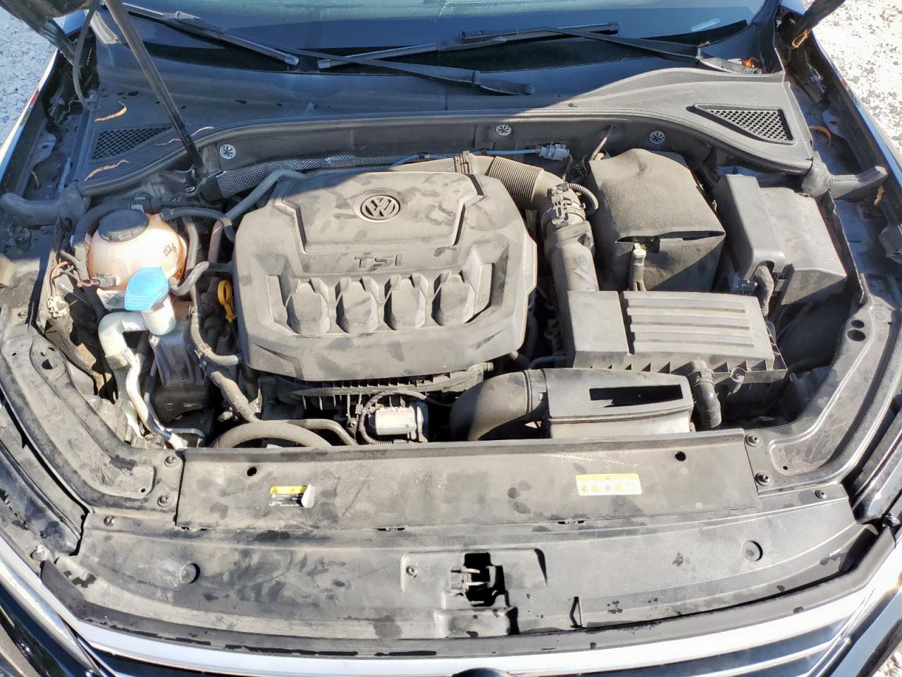 2018 Volkswagen Passat S VIN: 1VWAA7A30JC001066 Lot: 72001175