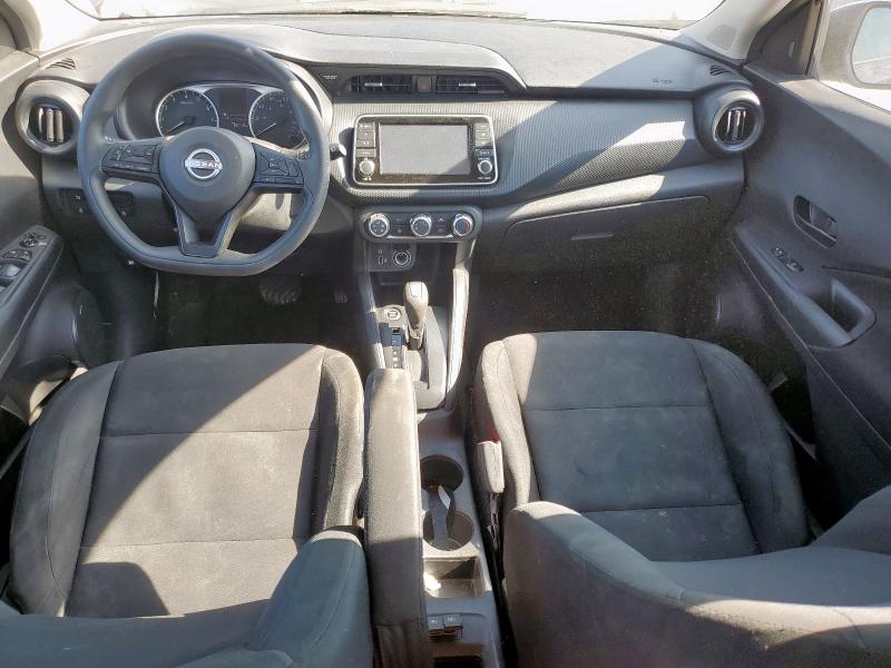  NISSAN KICKS 2024 Gray