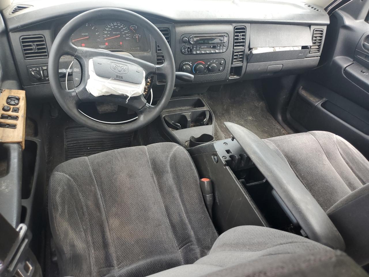 2002 Dodge Dakota Quad Sport VIN: 1B7HL38X32S577769 Lot: 71911435