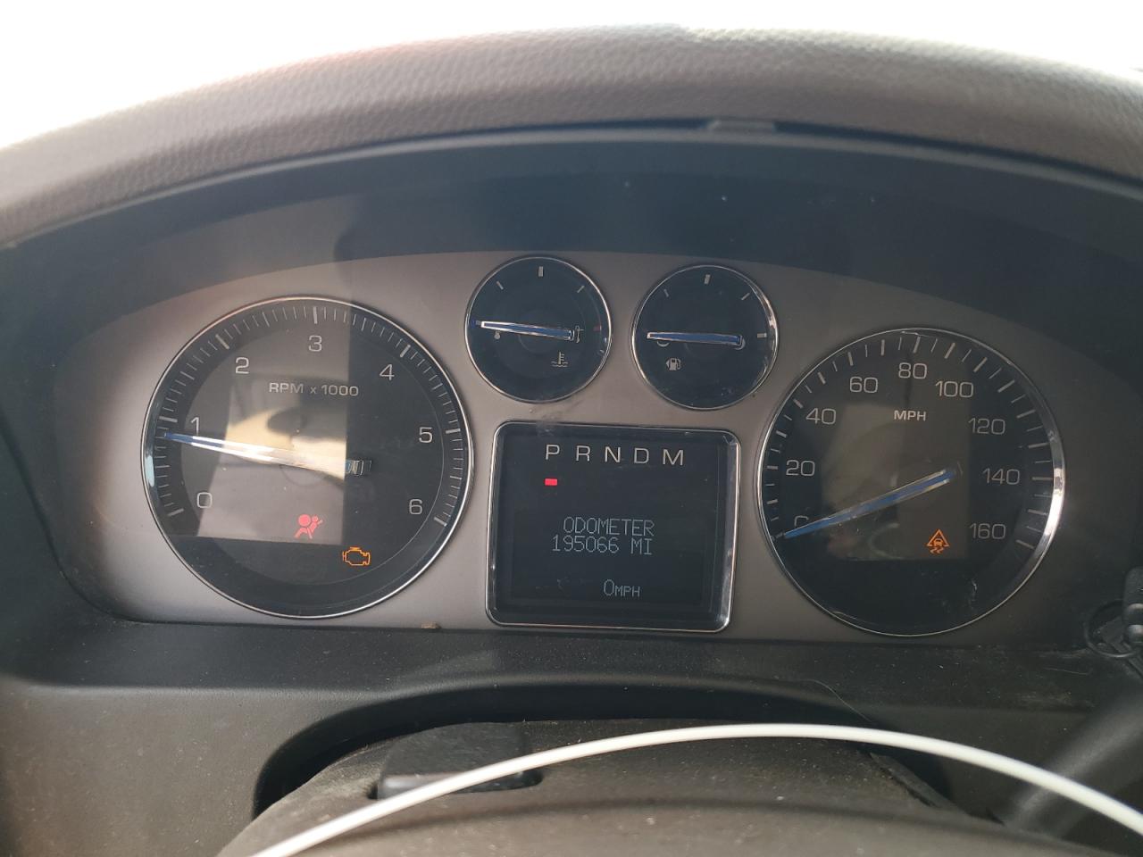 2007 Cadillac Escalade Luxury VIN: 1GYFK63837R196959 Lot: 81908345