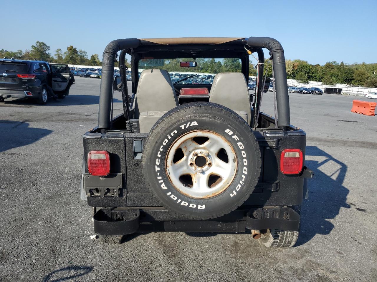 1995 Jeep Wrangler / Yj S VIN: 1J4FY19P1SP292836 Lot: 81619205