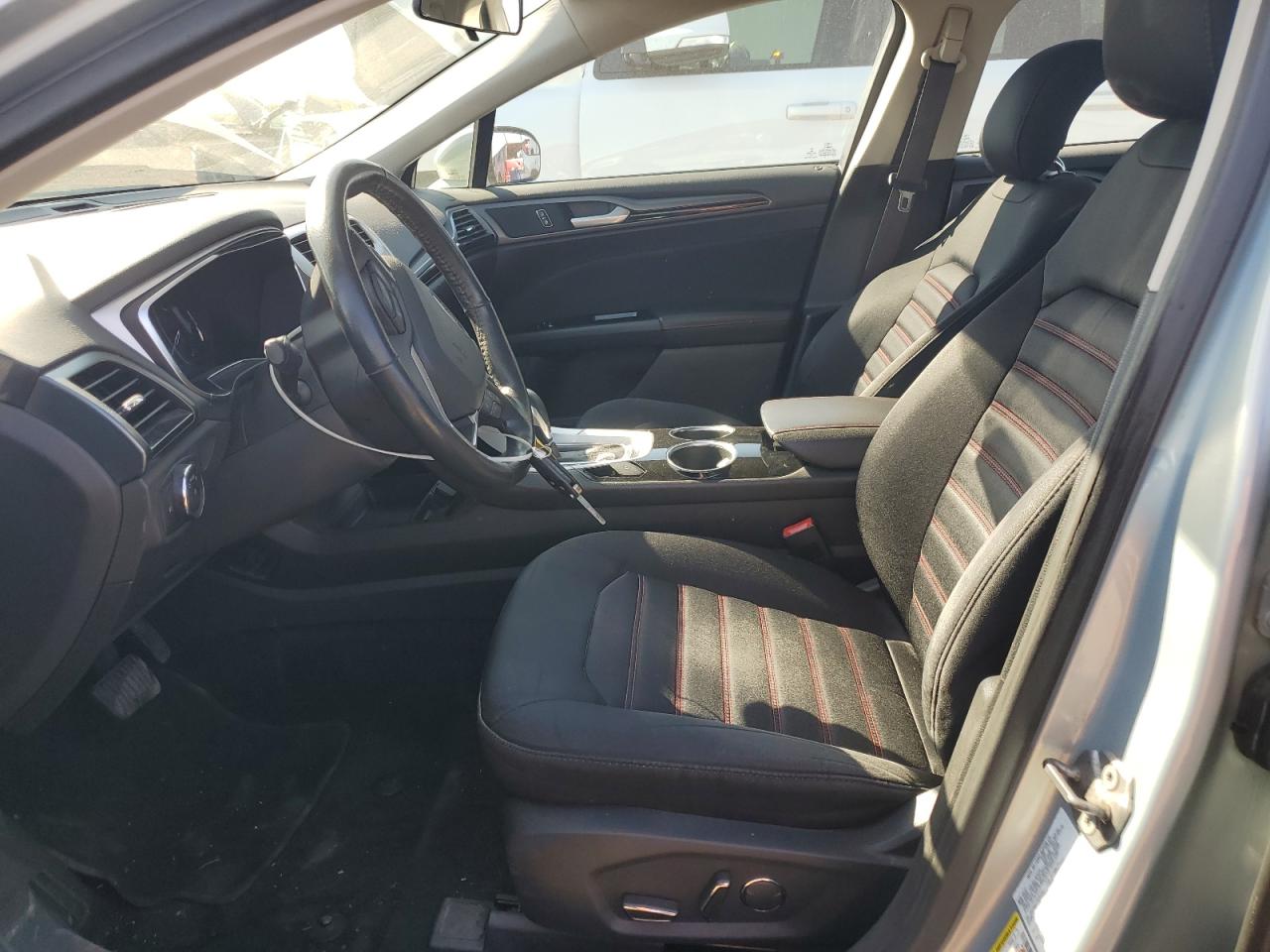 2013 Ford Fusion Se Hybrid VIN: 3FA6P0LU6DR320102 Lot: 84189145