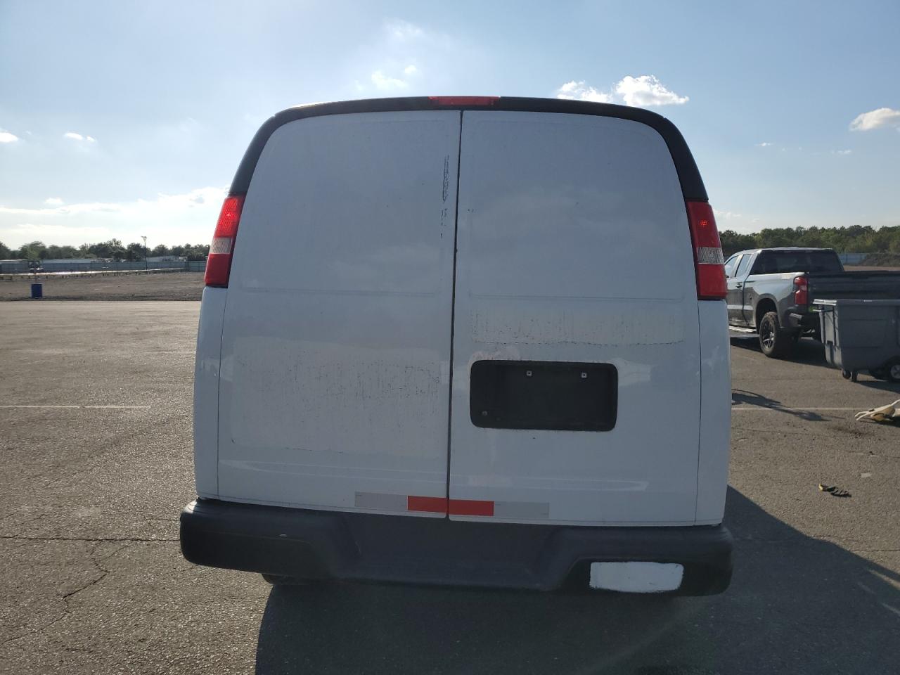 2022 Chevrolet Express G2500 VIN: 1GCWGAF72N1142965 Lot: 81623555