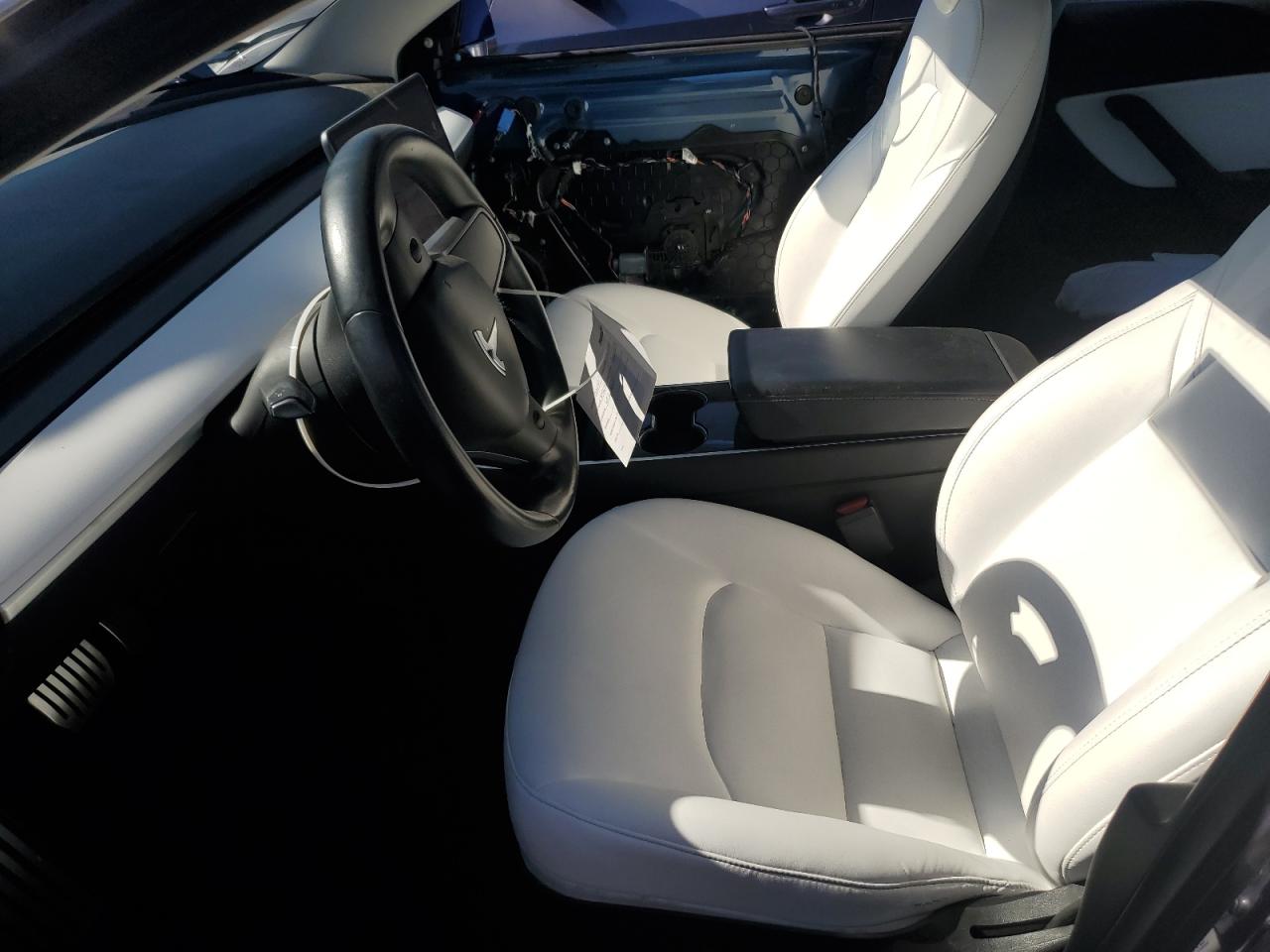 2018 Tesla Model 3 VIN: 5YJ3E1EB5JF086147 Lot: 66158235