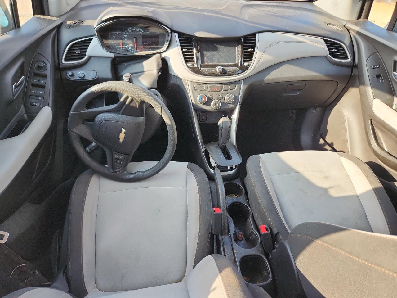 2017 Chevrolet Trax Ls VIN: 3GNCJKSB2HL213980 Lot: 71980975