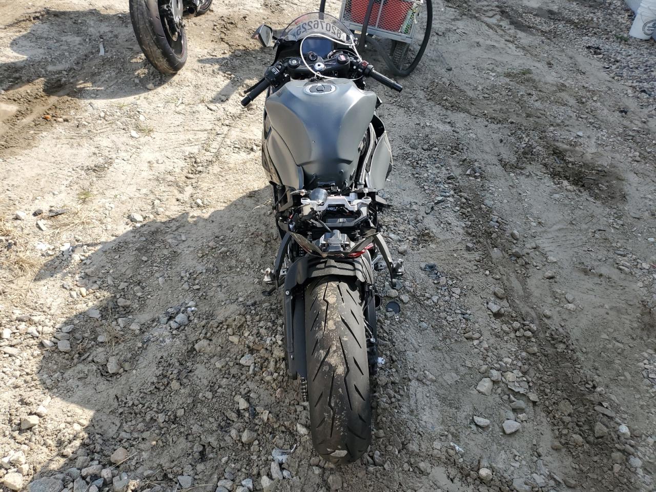 2025 Kawasaki Zx636 K VIN: JKBZXJJ16SA023060 Lot: 82076225