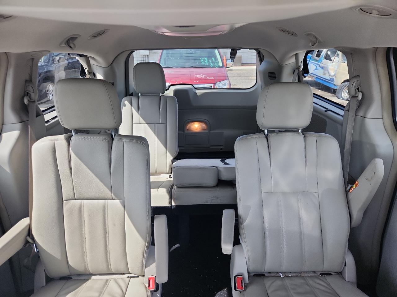 2016 Chrysler Town & Country Touring VIN: 2C4RC1BG9GR159839 Lot: 80266775