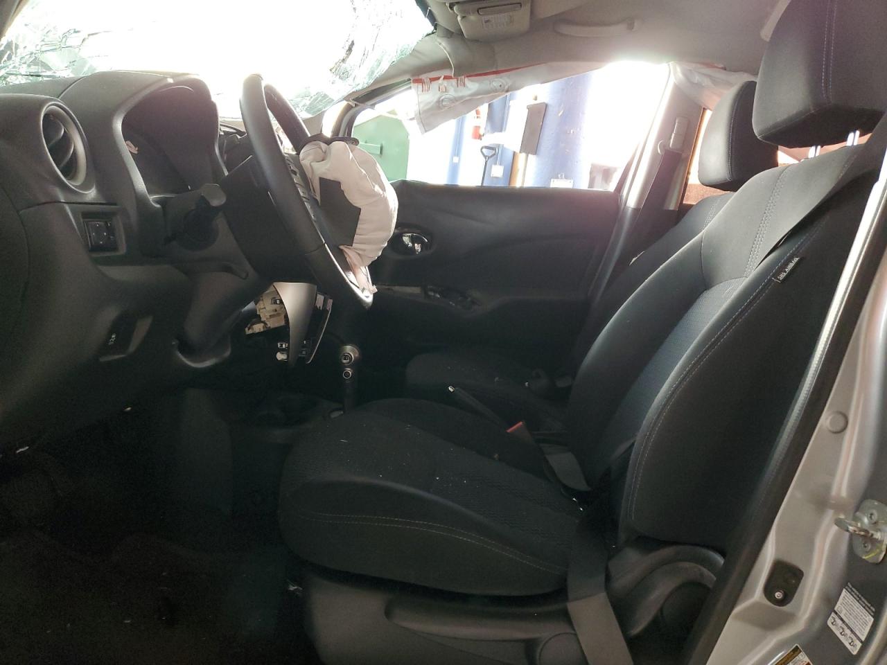 2015 Nissan Versa Note S VIN: 3N1CE2CP0FL437661 Lot: 81889525