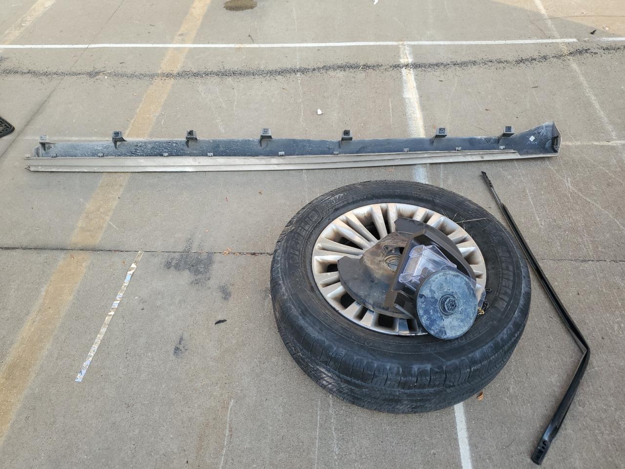 2015 Chrysler Town & Country Limited Platinum VIN: 2C4RC1GG5FR597703 Lot: 80322325