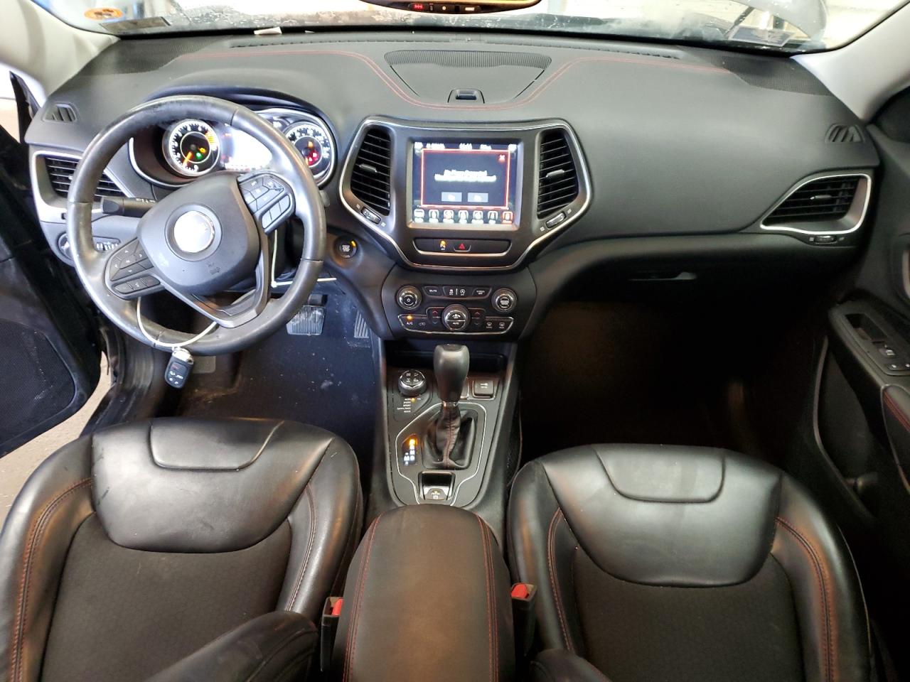 2019 Jeep Cherokee Trailhawk VIN: 1C4PJMBX1KD282092 Lot: 81005795