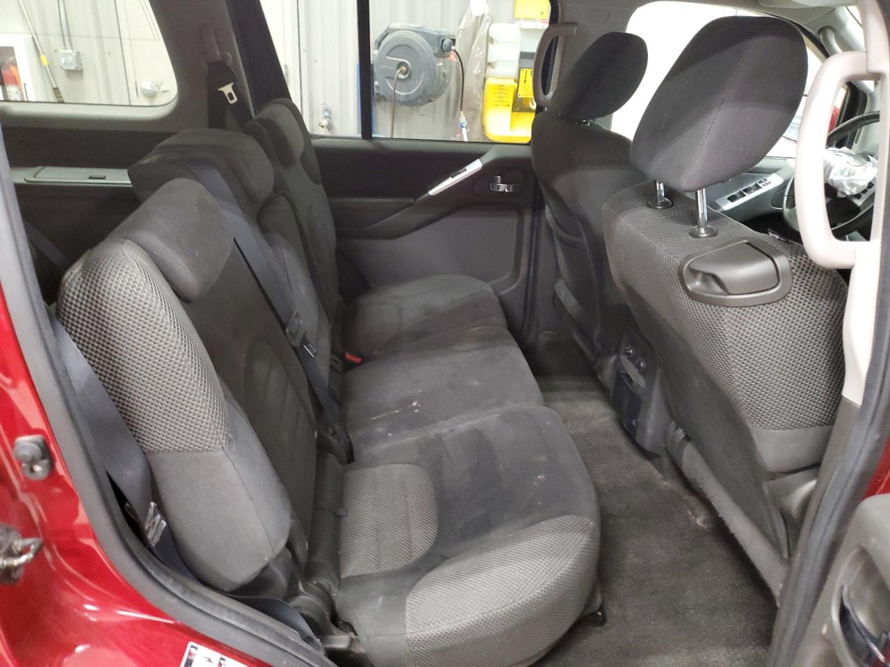 2010 Nissan Pathfinder S VIN: 5N1AR1NB2AC622881 Lot: 80445535