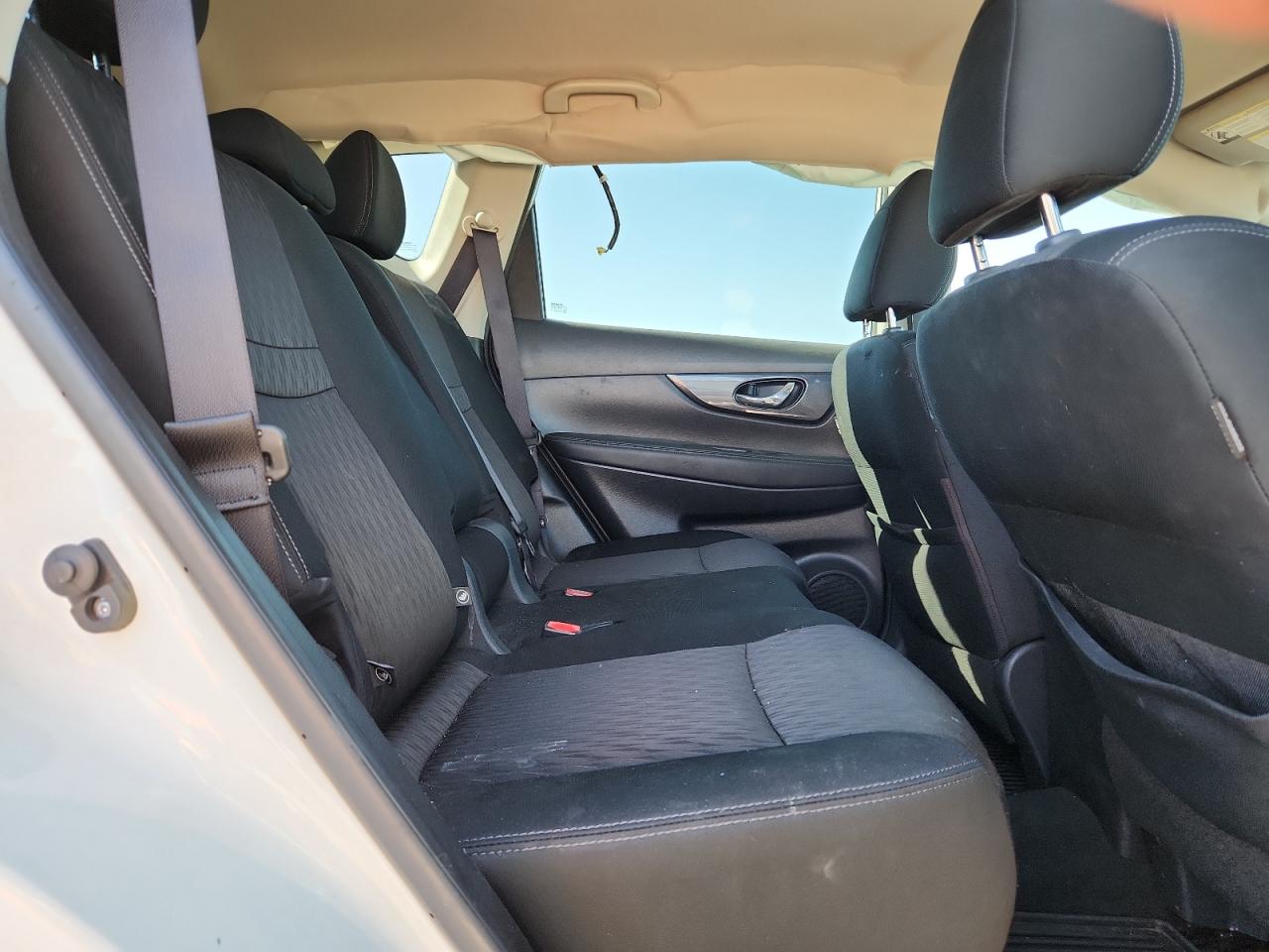 2018 Nissan Rogue S VIN: KNMAT2MT7JP525593 Lot: 80401895