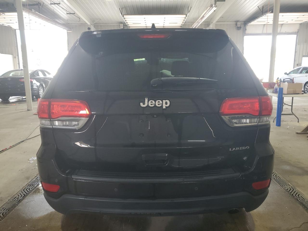 2018 Jeep Grand Cherokee Laredo VIN: 1C4RJEAG9JC399911 Lot: 81076125