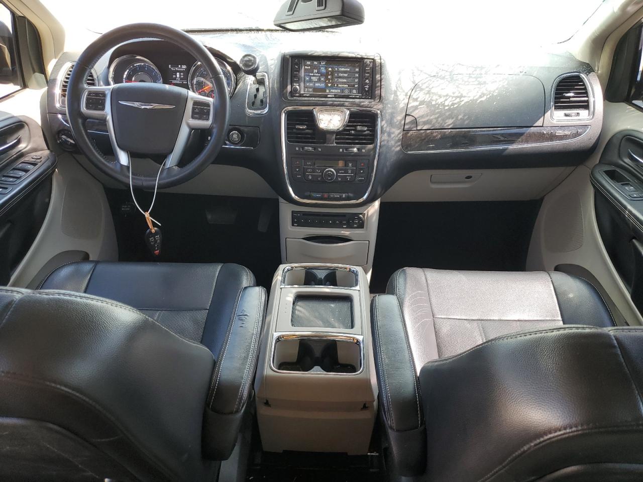 2013 Chrysler Town & Country Touring L VIN: 2C4RC1CG8DR510198 Lot: 72029265