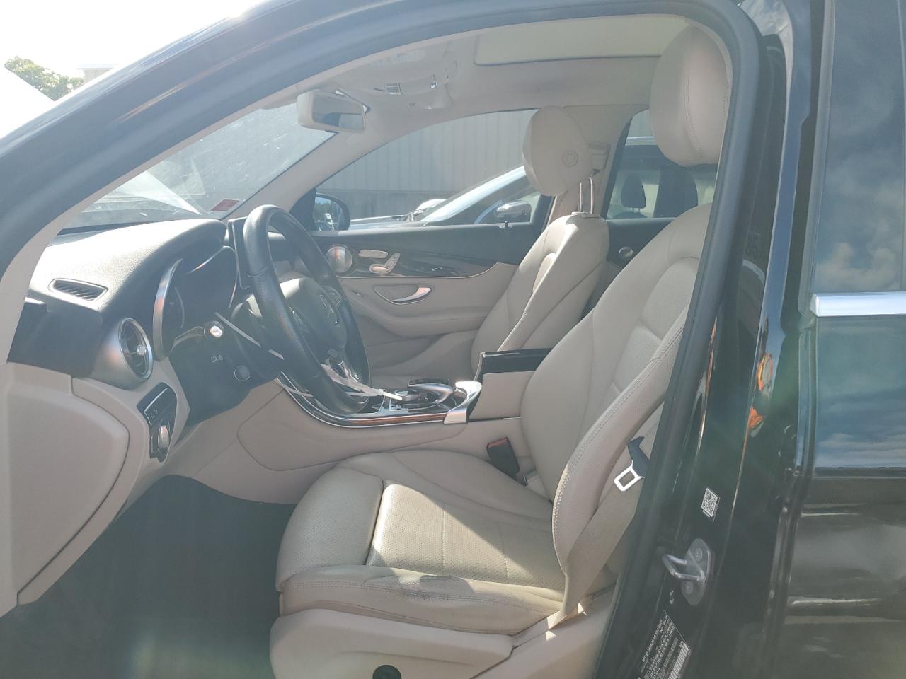 2017 Mercedes-Benz Glc 300 4Matic VIN: WDC0G4KB2HF219207 Lot: 70001385