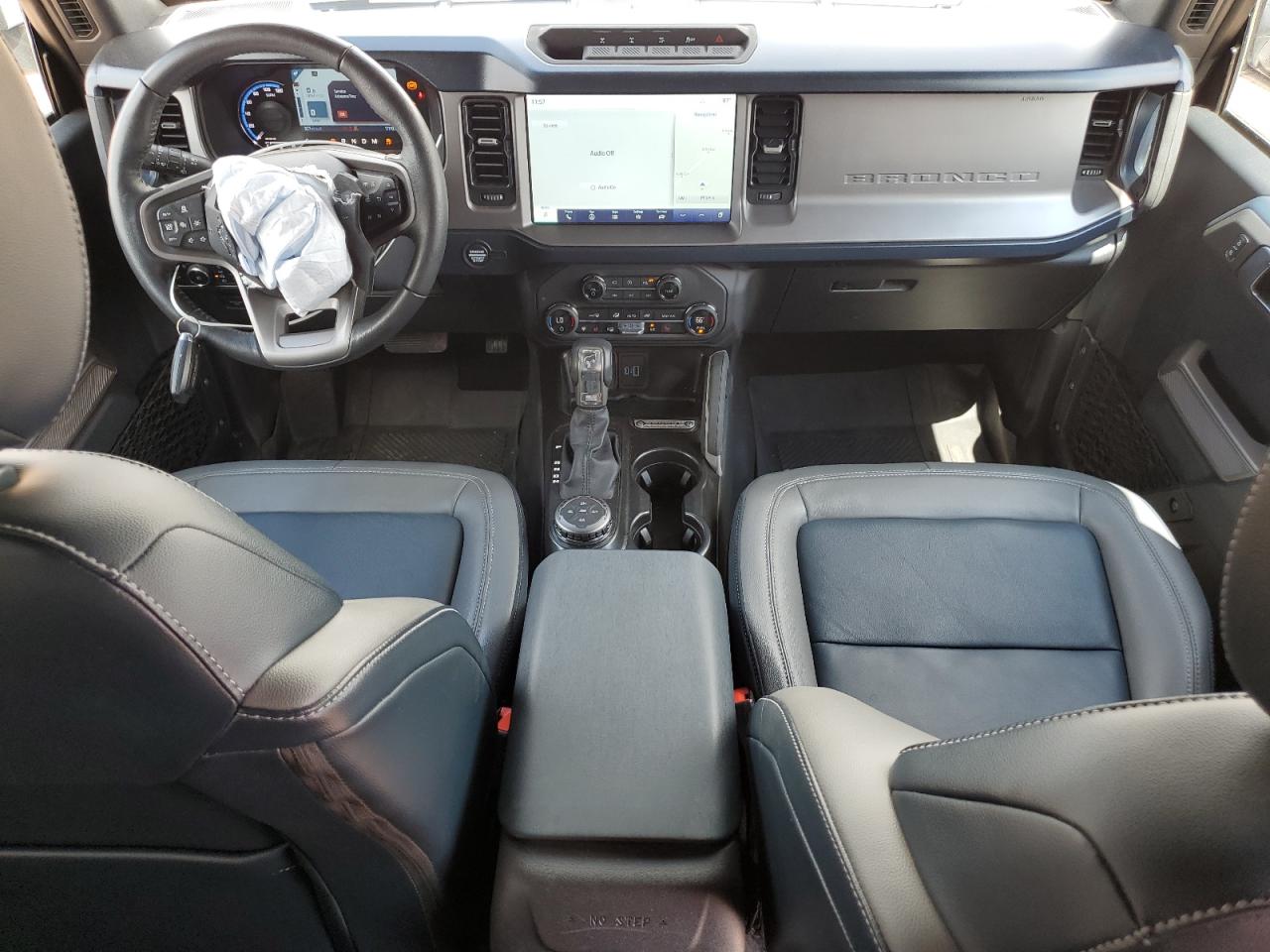 2023 Ford Bronco Base VIN: 1FMEE5DPXPLB58944 Lot: 71264465