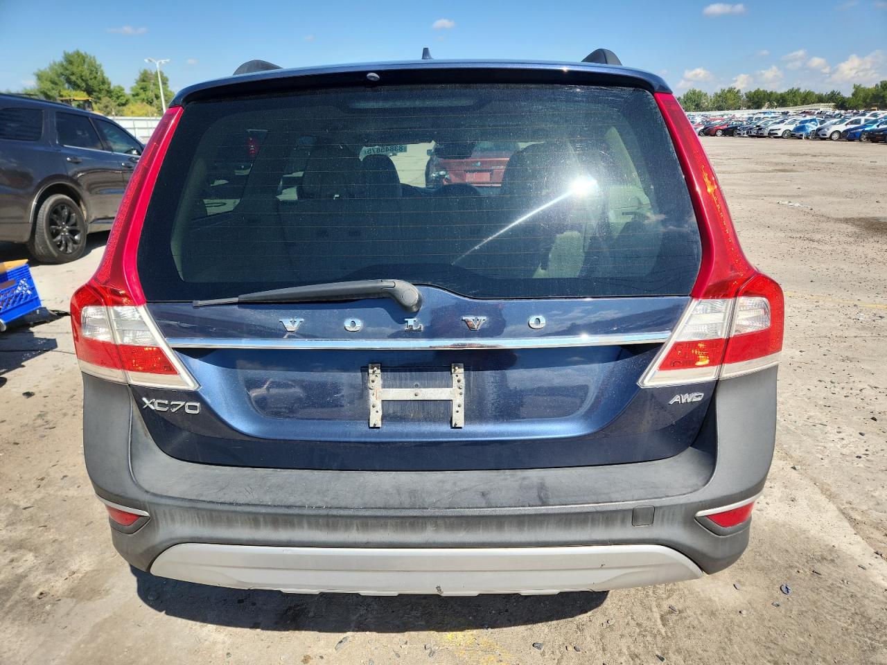 2015 Volvo Xc70 3.2 Premier VIN: YV4952NK2F1207441 Lot: 83845875