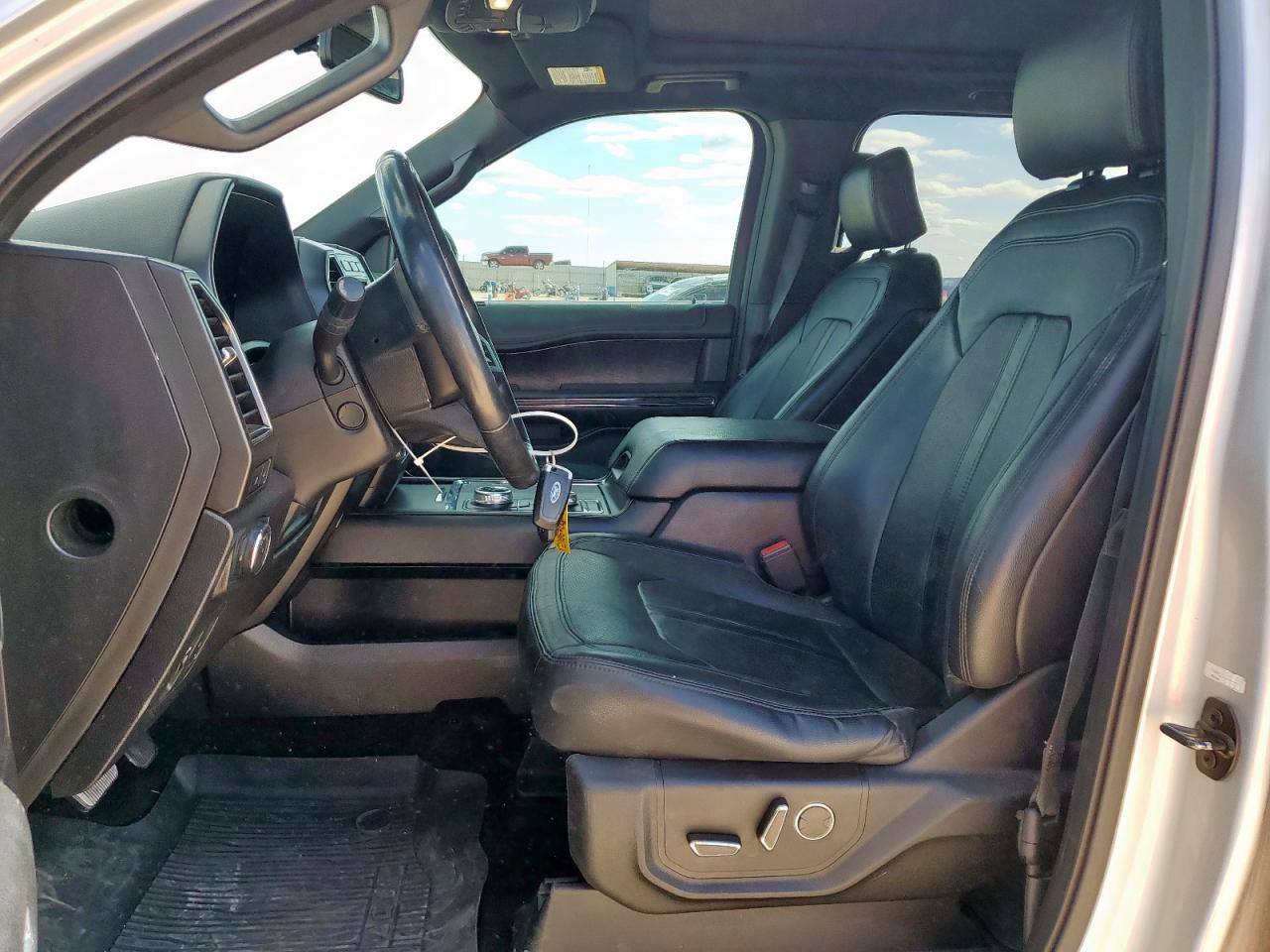 2019 Ford Expedition Max Limited VIN: 1FMJK2AT2KEA18228 Lot: 81638885