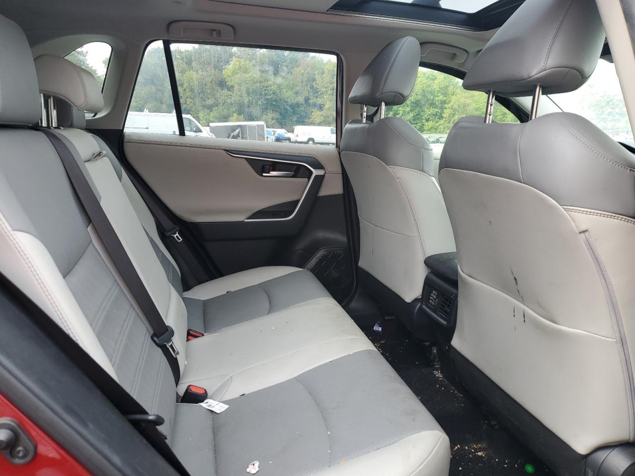 2020 Toyota Rav4 Limited VIN: JTMY1RFV5LD520151 Lot: 81720215