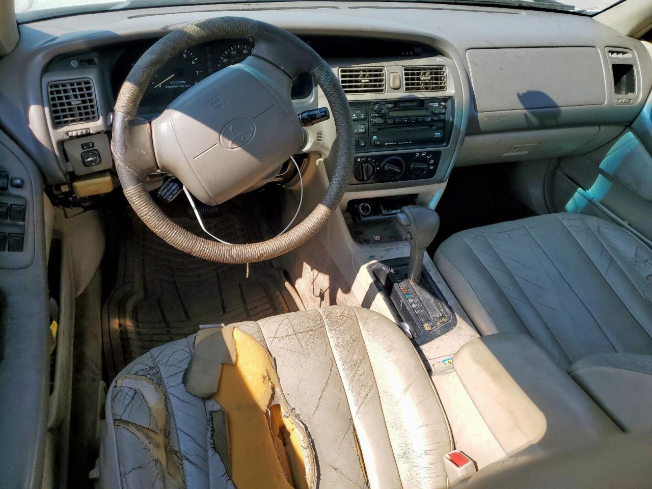 1998 Toyota Avalon Xl VIN: 4T1BF18B1WU229710 Lot: 81160325