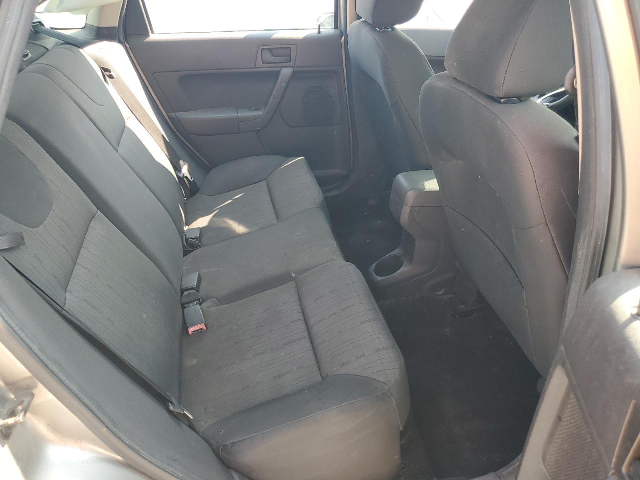 2008 Ford Focus Se VIN: 1FAHP35N48W111122 Lot: 80437905