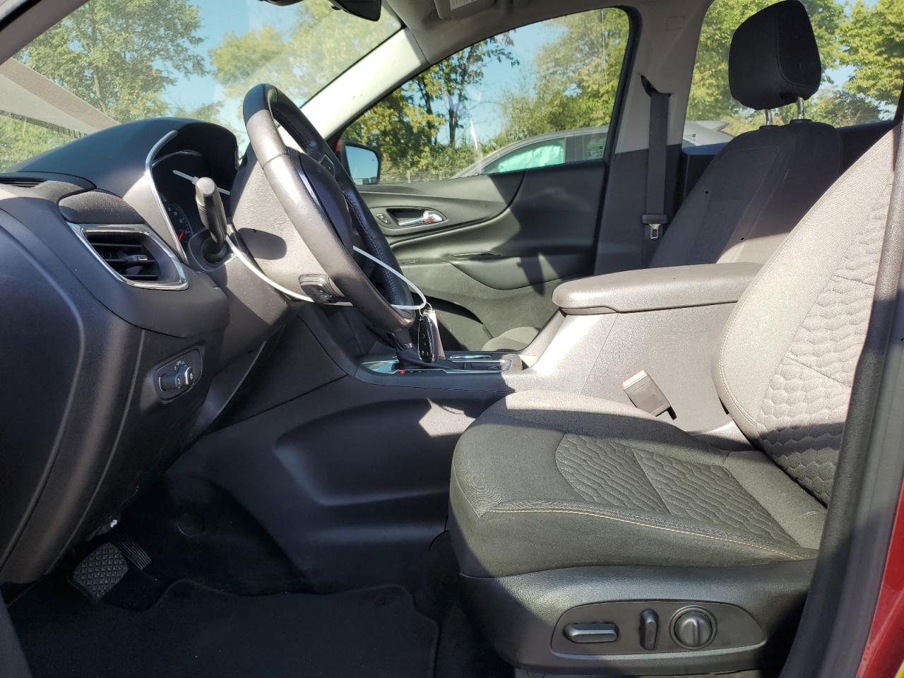 2019 Chevrolet Equinox Lt VIN: 3GNAXKEV4KS626931 Lot: 71073175