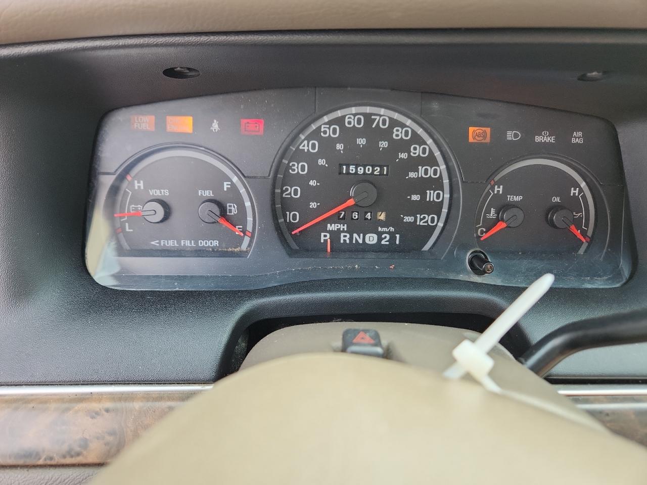 2000 Ford Crown Vict VIN: 2FAFP73W8YX123823 Lot: 80593505
