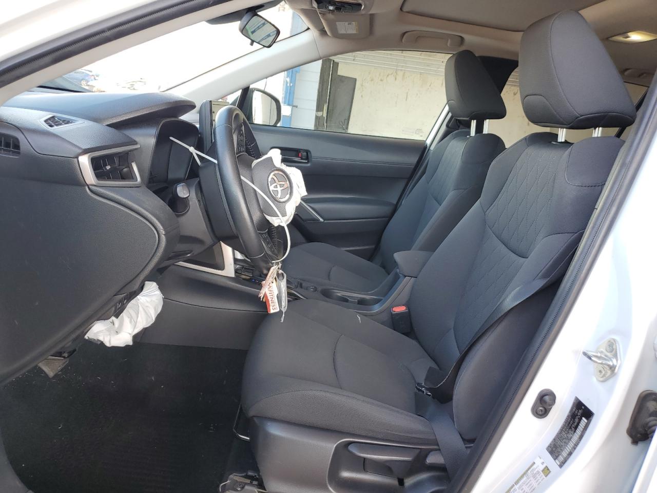 2022 Toyota Corolla Cross Le VIN: 7MUBAABG8NV010212 Lot: 80657985