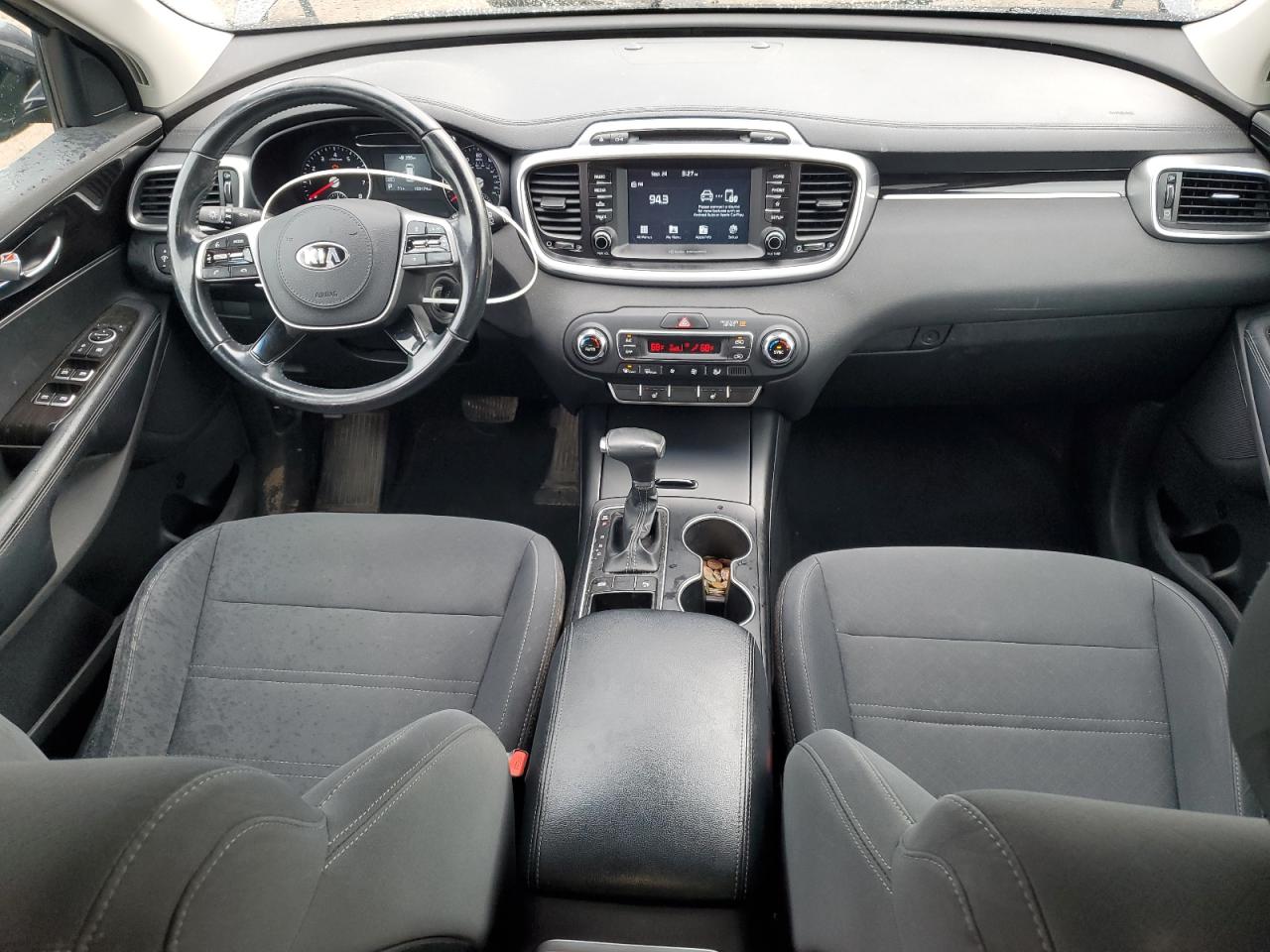 2019 Kia Sorento L VIN: 5XYPG4A38KG466413 Lot: 84167395