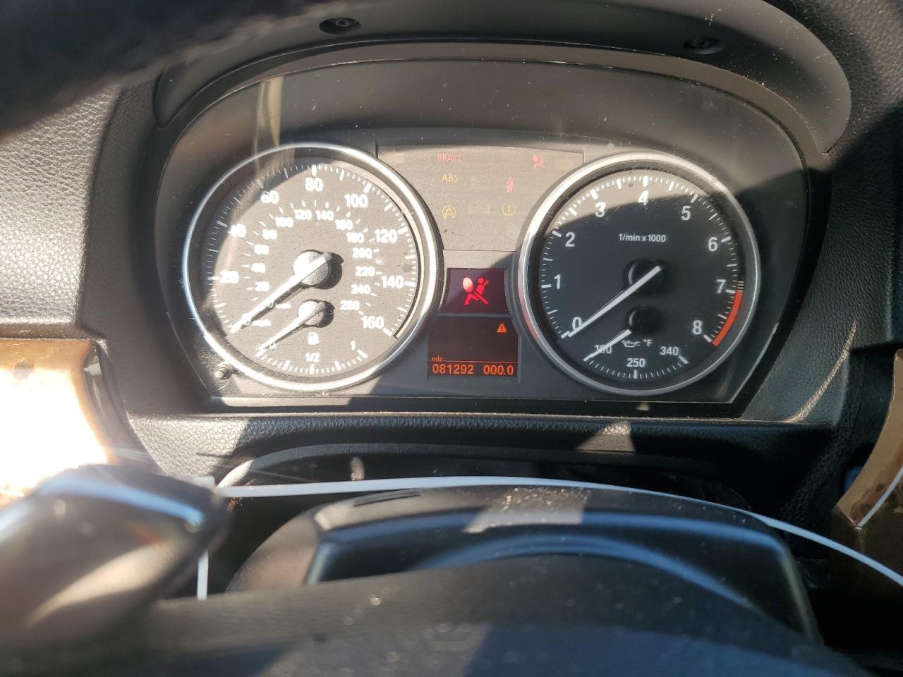 V (E90/E91/E92/E93) V (E90/E91/E92/E93)