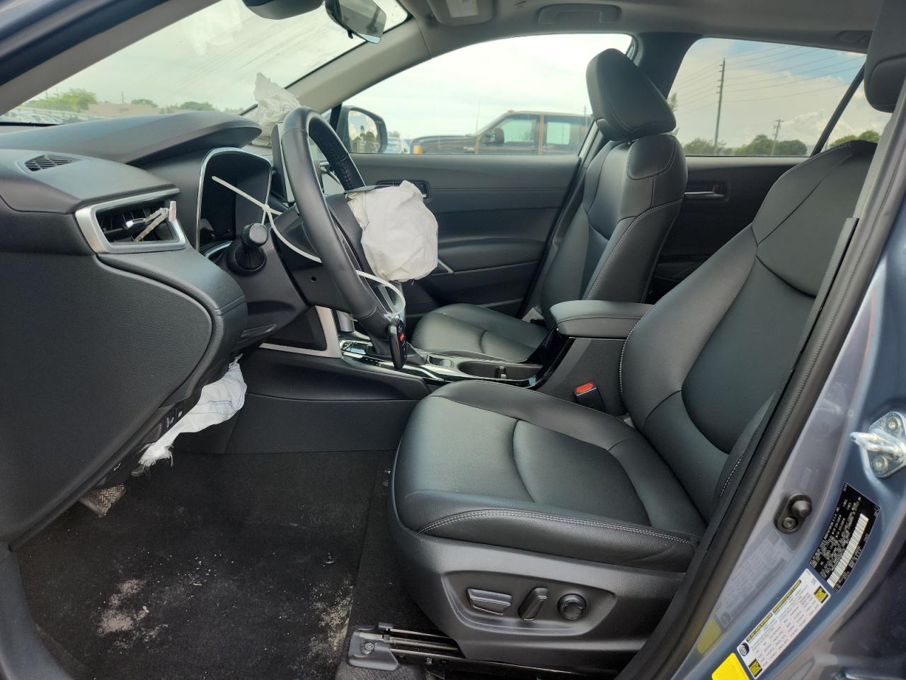 2024 Toyota Corolla Cross Xle VIN: 7MUDAABG5RV084119 Lot: 80695995