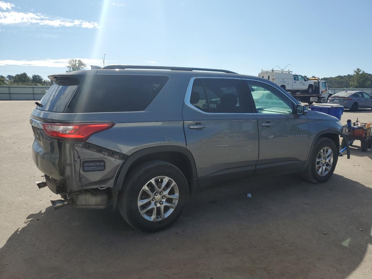 2019 Chevrolet Traverse Lt VIN: 1GNEVGKW4KJ185188 Lot: 81665555