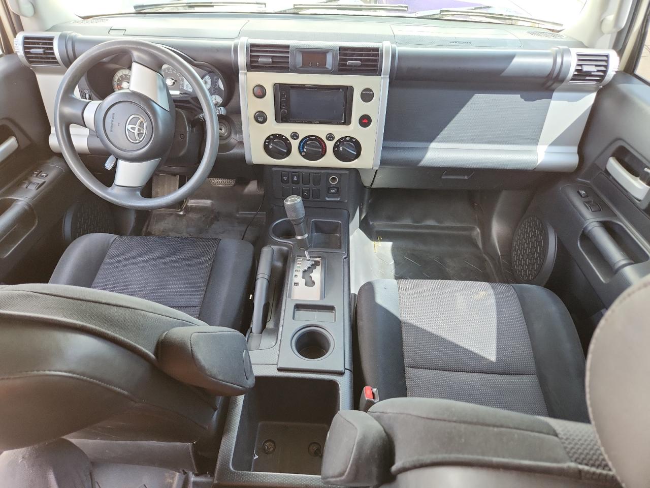 2008 Toyota Fj Cruiser VIN: JTEZU11F280019841 Lot: 71786135