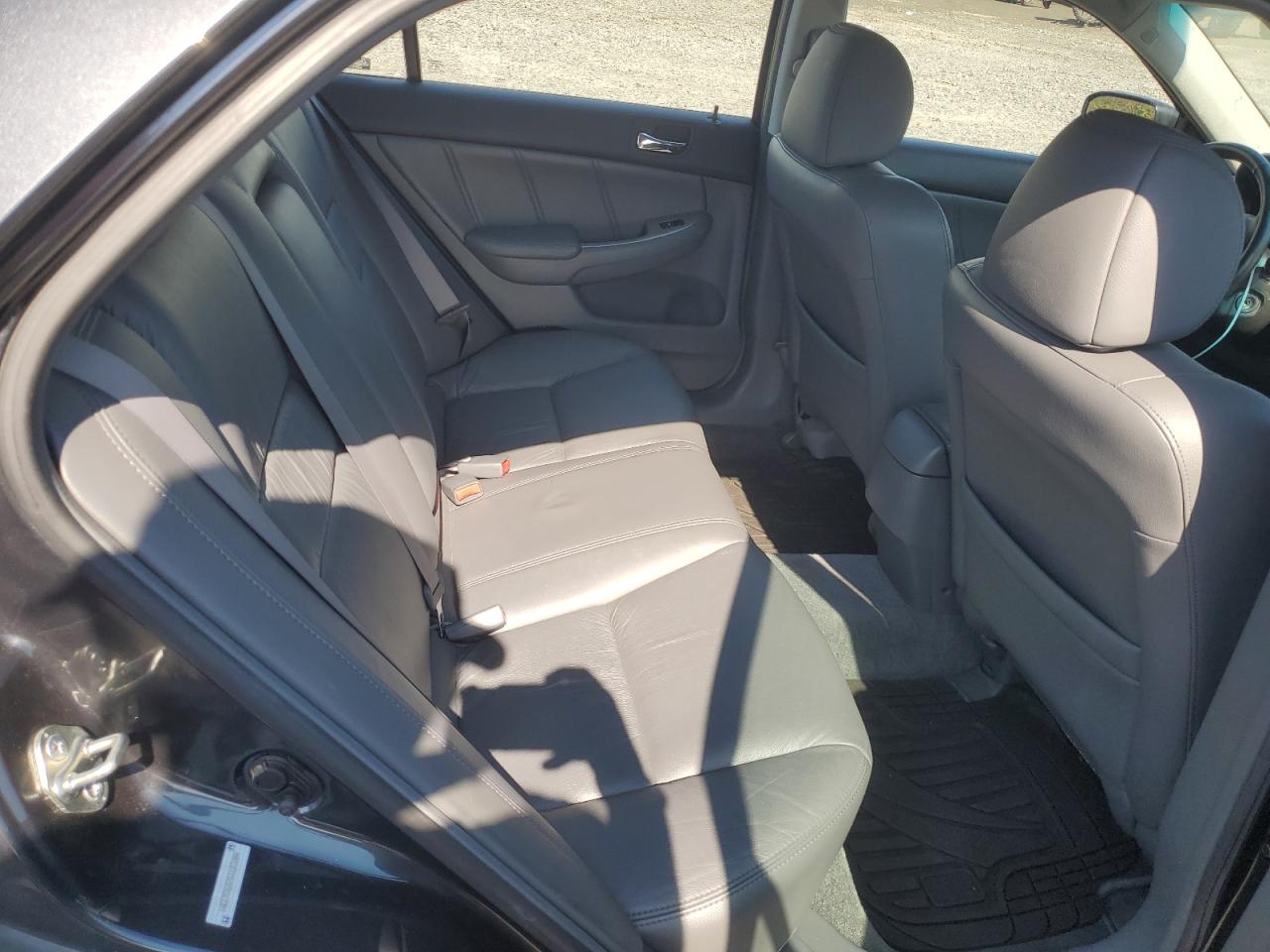 2004 Honda Accord Ex VIN: 1HGCM56824A103000 Lot: 84005435