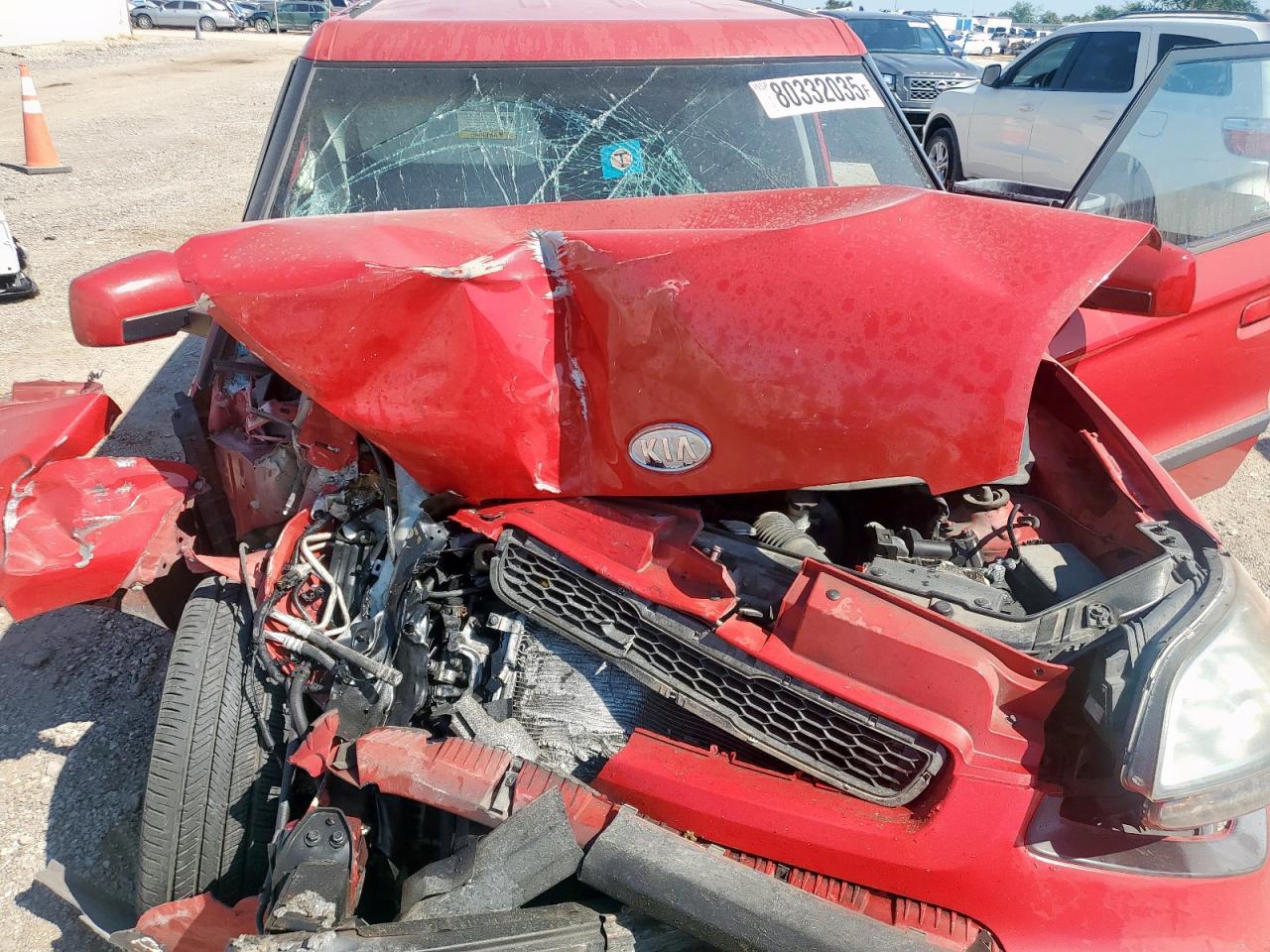 2010 Kia Soul + VIN: KNDJT2A22A7102366 Lot: 80332035