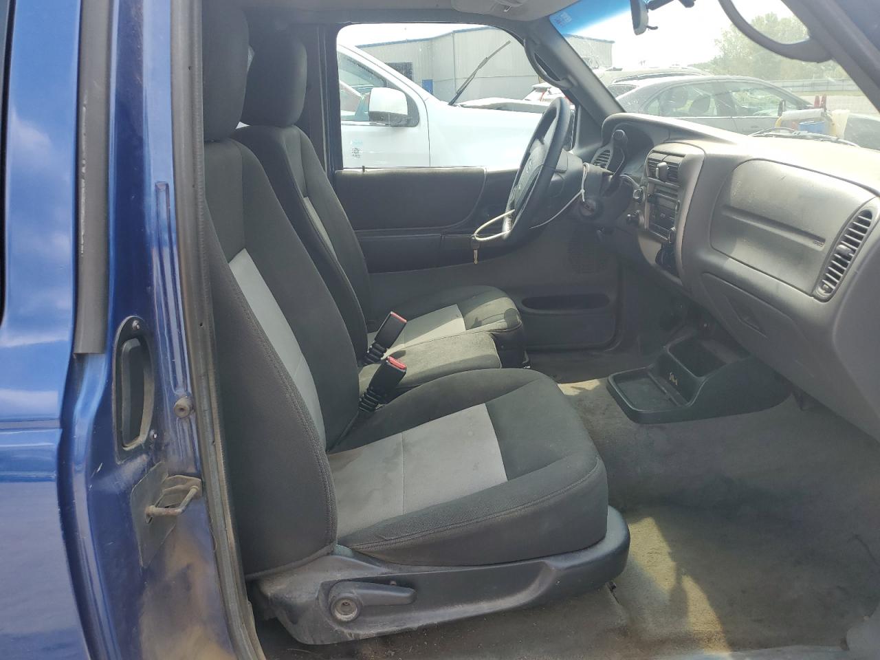 2011 Ford Ranger Super Cab VIN: 1FTLR4FEXBPB13994 Lot: 81637275