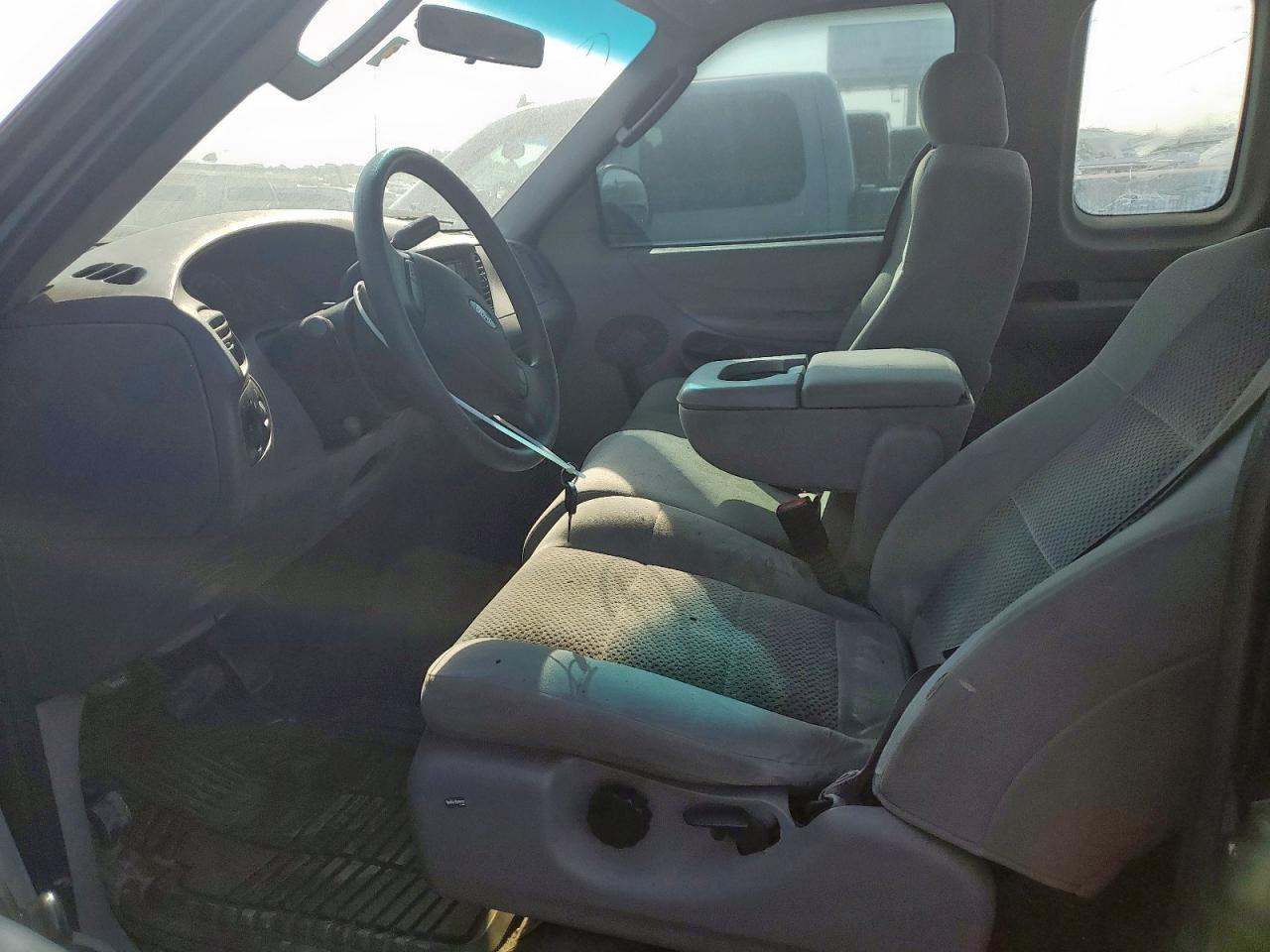 2002 Ford F150 VIN: 1FTRX17282NB99126 Lot: 81027325