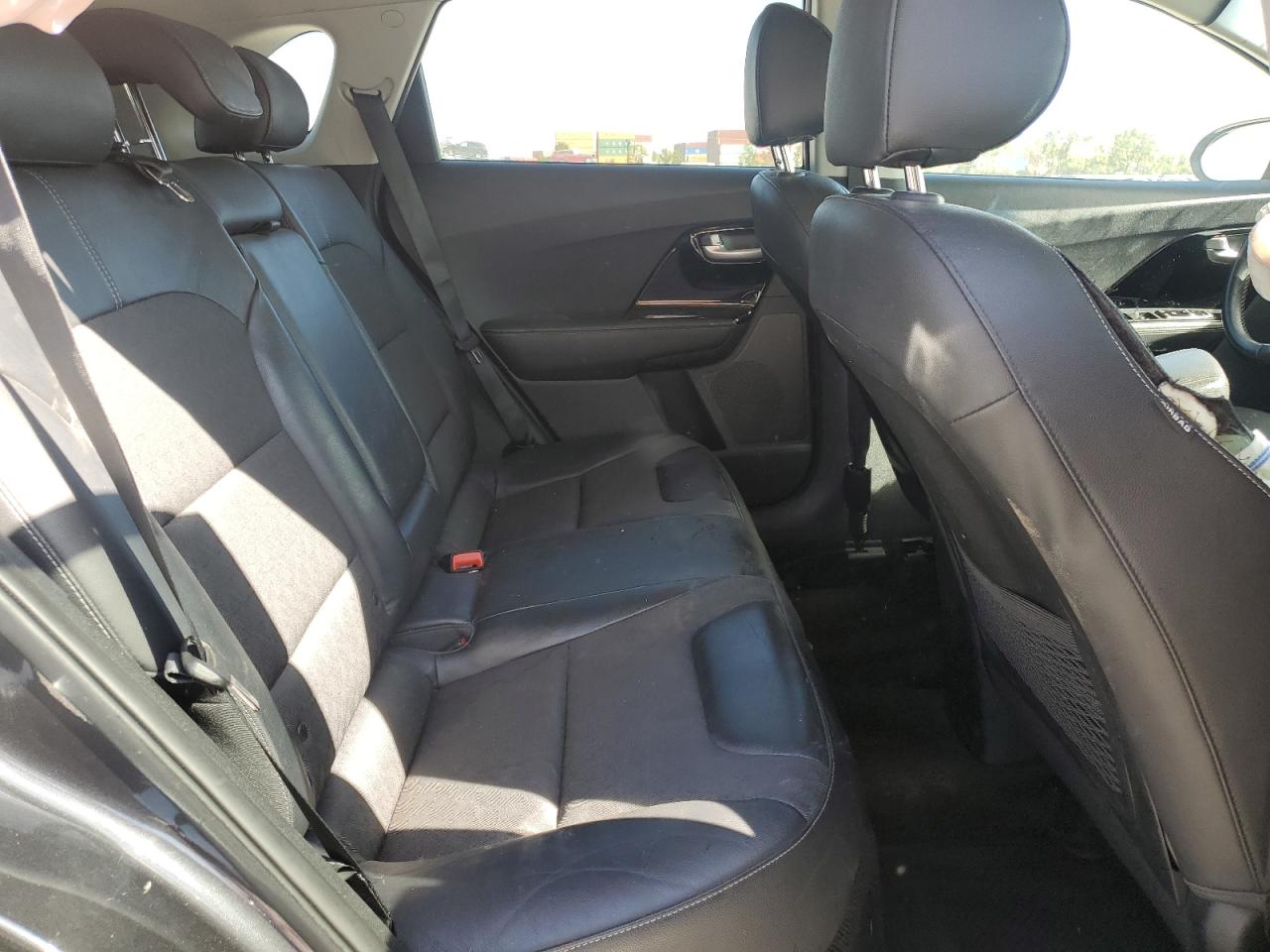 2018 Kia Niro Ex VIN: KNDCC3LC8J5135551 Lot: 80289095