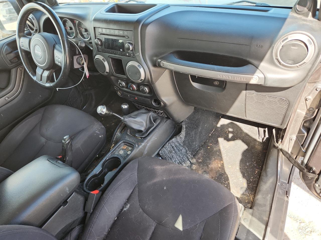 2014 Jeep Wrangler Sport VIN: 1C4AJWAG3EL183304 Lot: 82155495