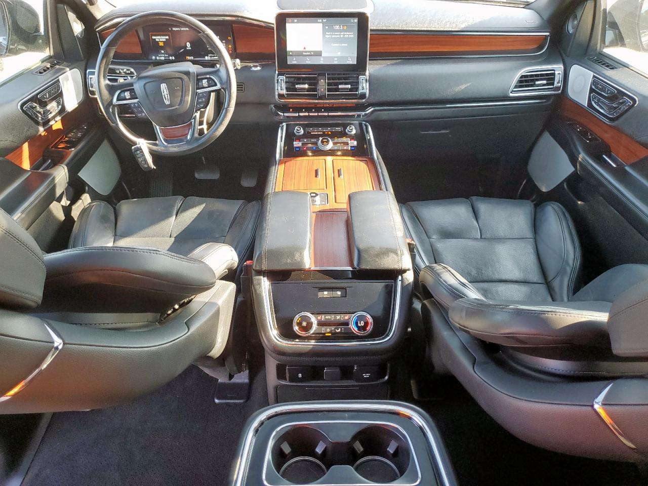 2021 Lincoln Navigator L Reserve VIN: 5LMJJ3LT0MEL03841 Lot: 80205945