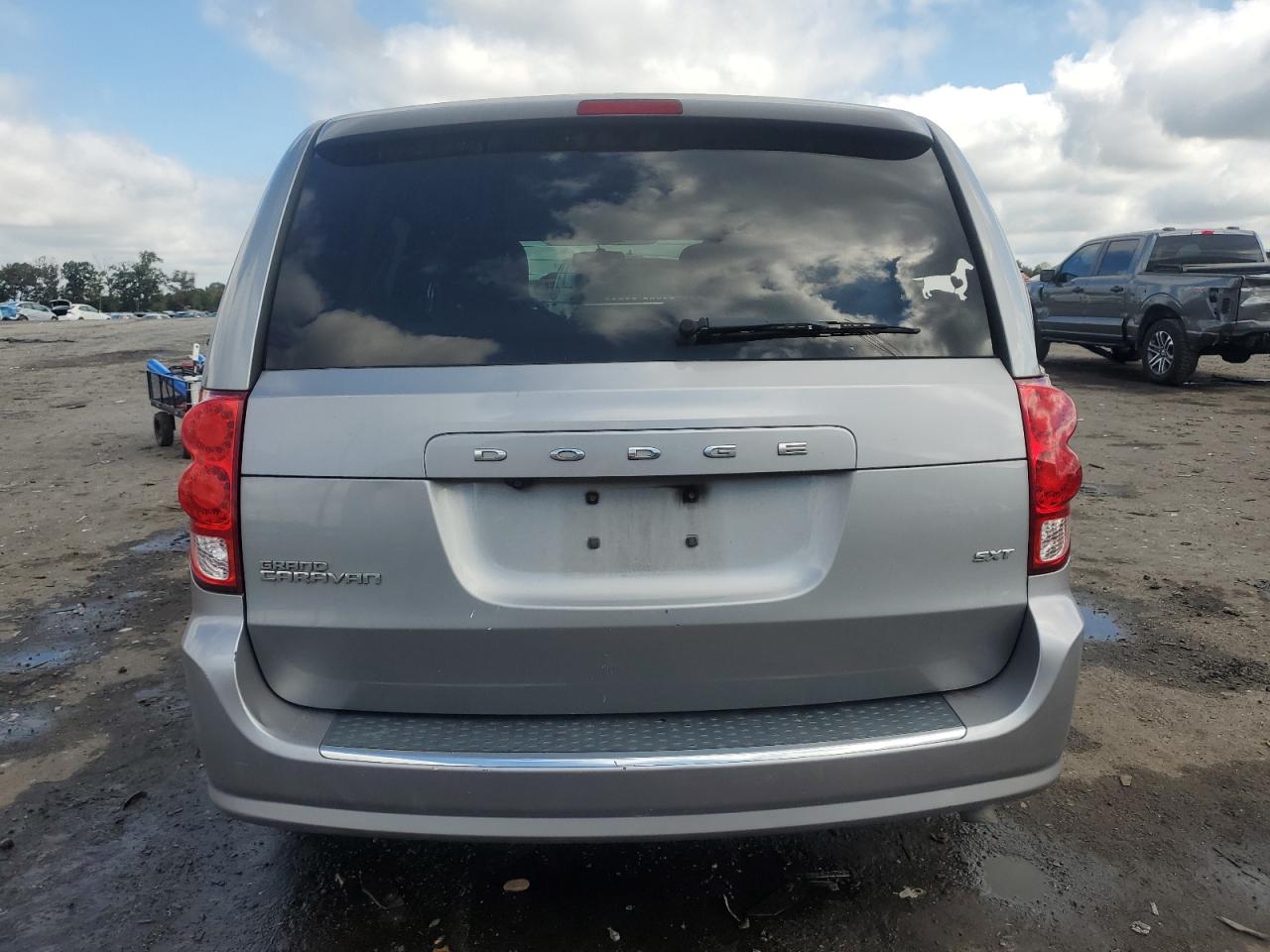 2014 Dodge Grand Caravan Sxt VIN: 2C4RDGCG8ER221937 Lot: 80988355